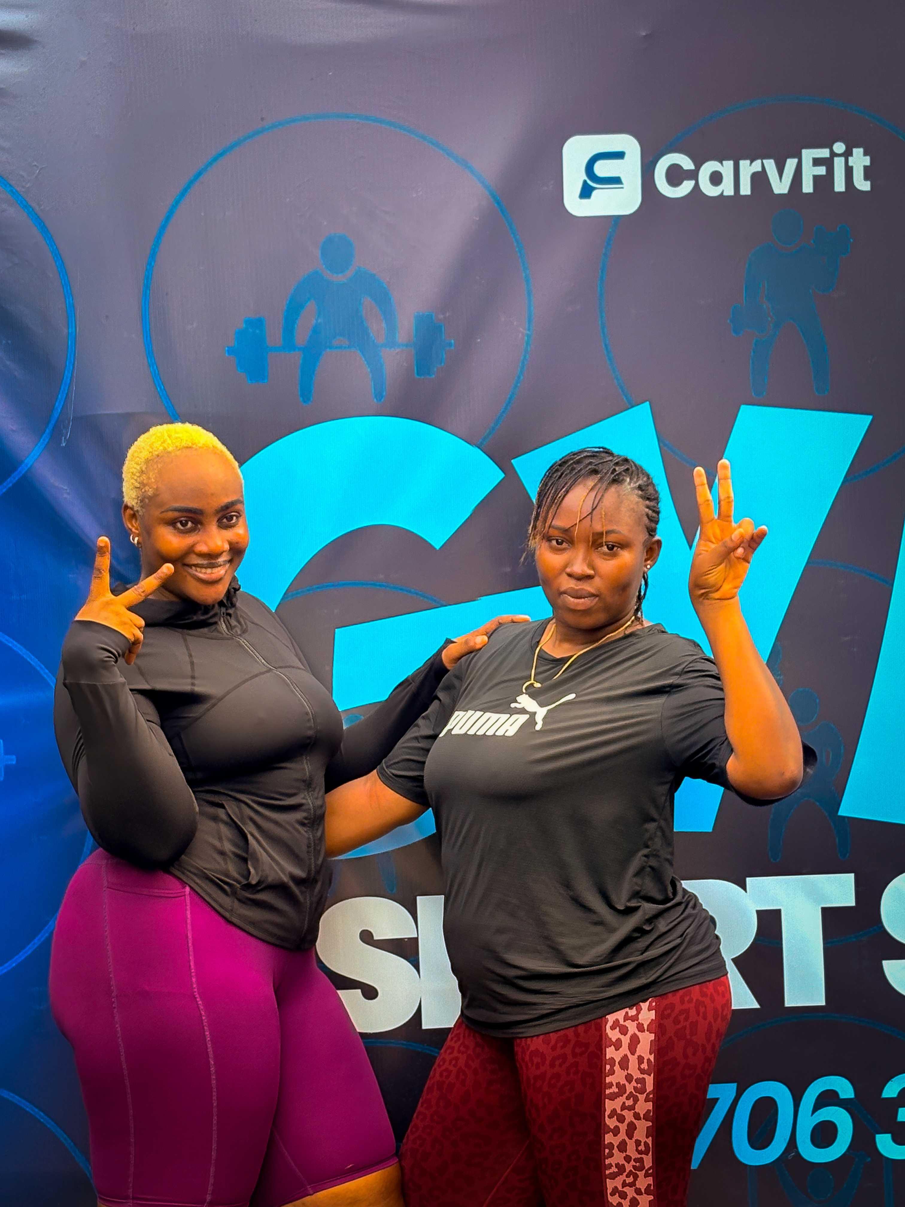 Carvfit members in branded workout gear